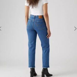 Levi’s Ribcage Straight Ankle Jeans Size 28Wx29L